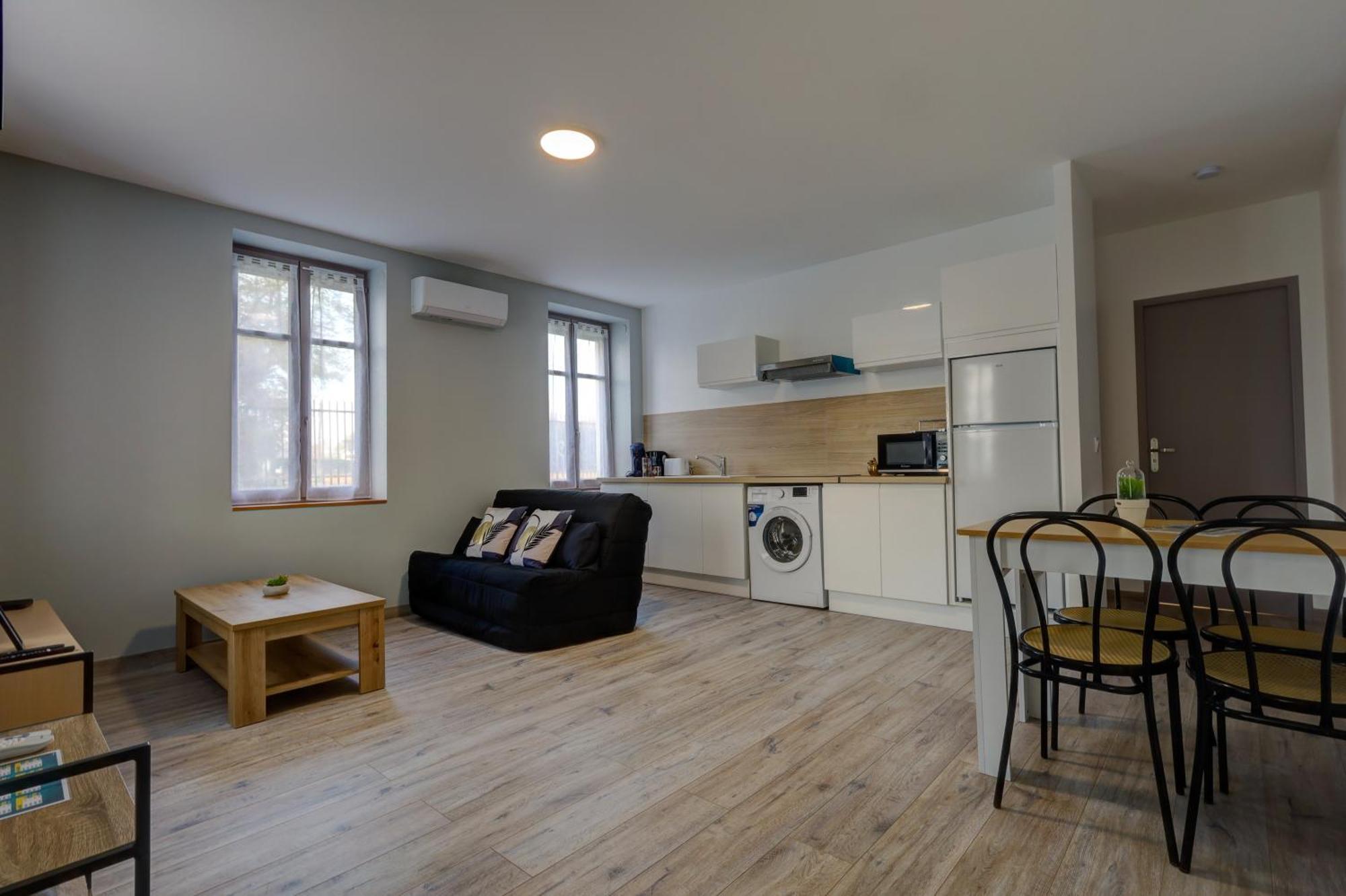 Appartamento Le Westy 1 Hieres-Sur-Amby Esterno foto